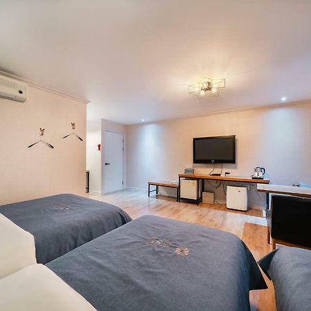 Ost Hotel Chuncheon Ngoại thất bức ảnh