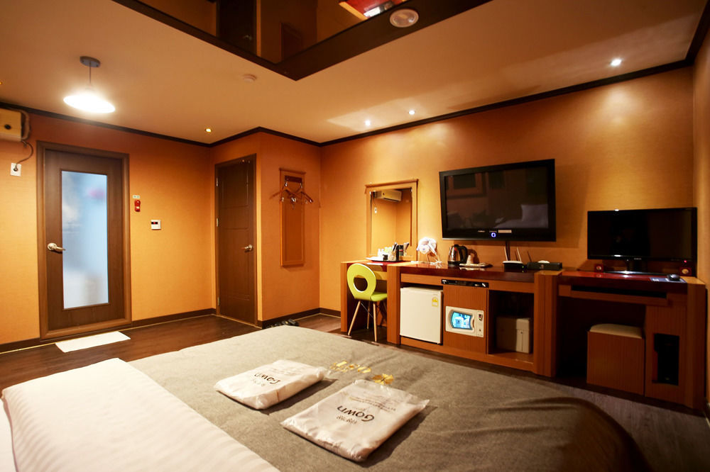 Ost Hotel Chuncheon Ngoại thất bức ảnh