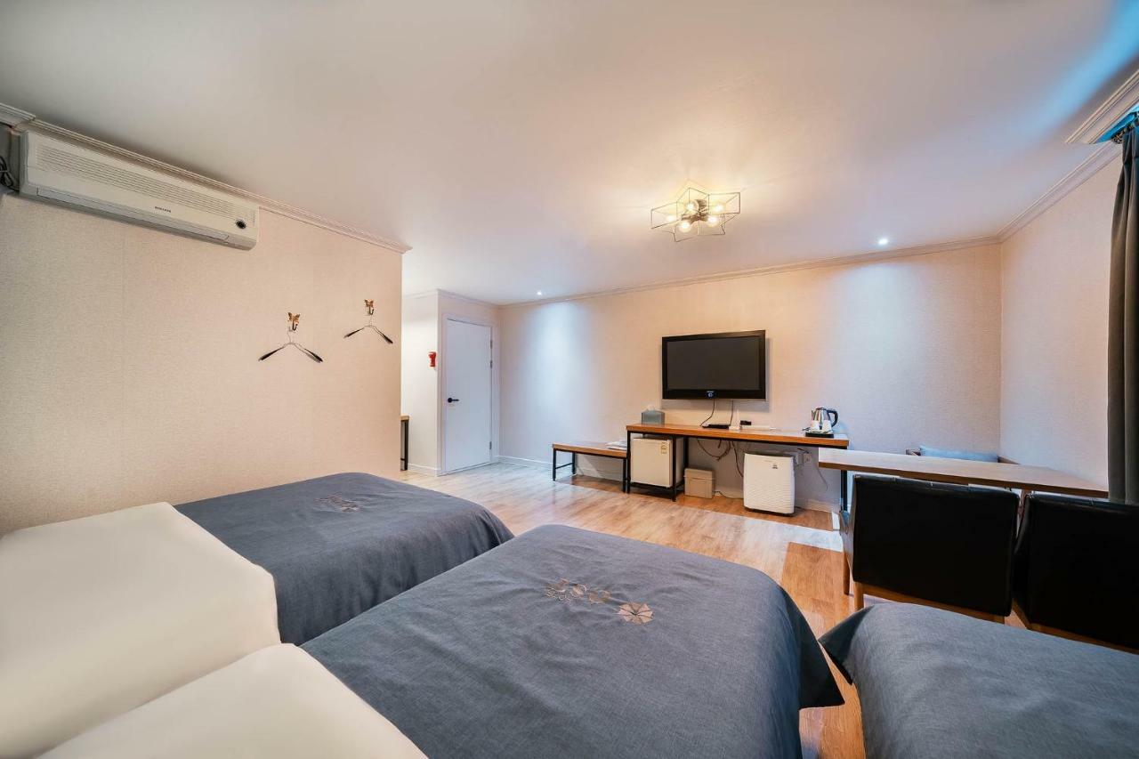 Ost Hotel Chuncheon Ngoại thất bức ảnh