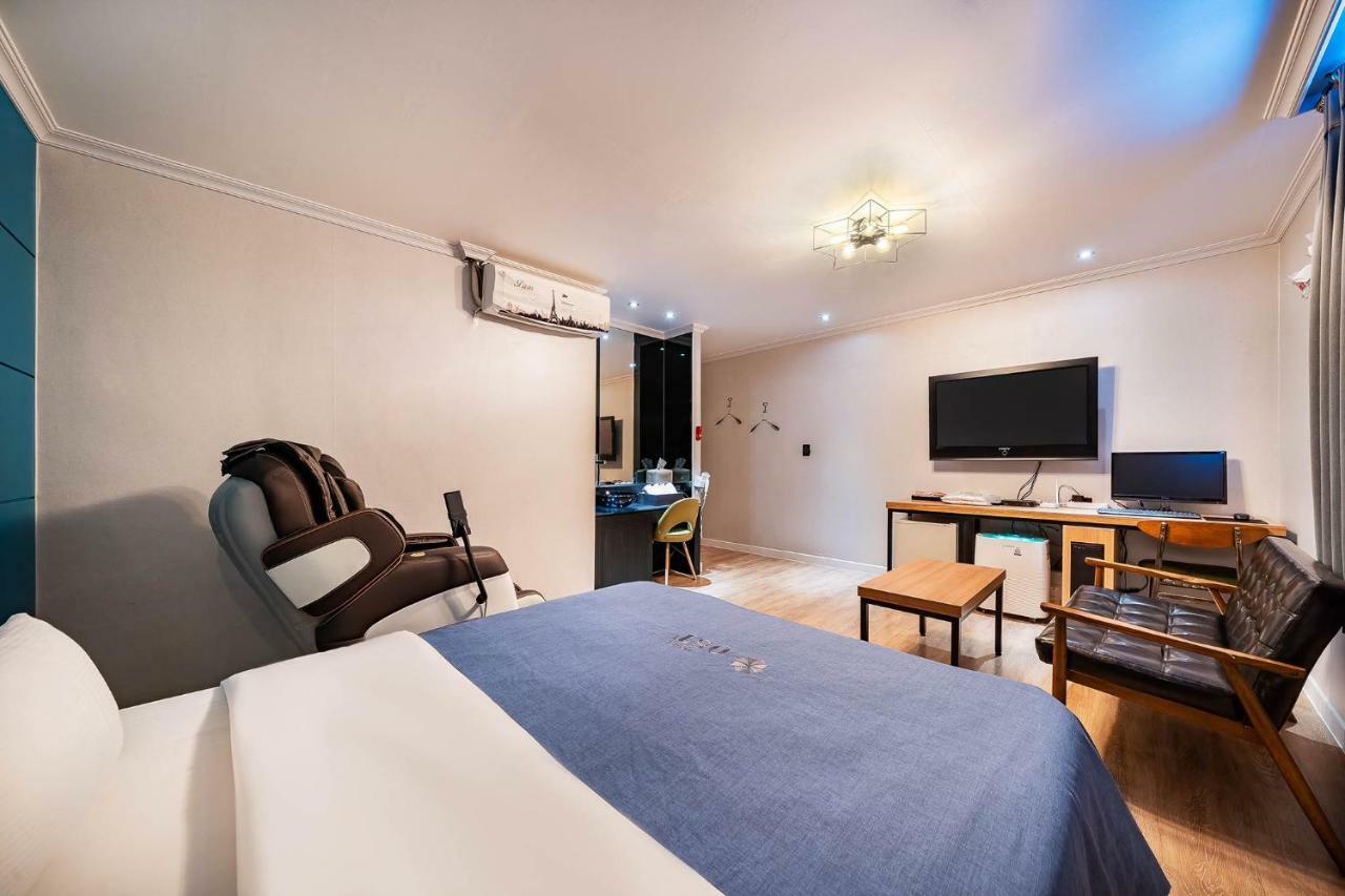 Ost Hotel Chuncheon Ngoại thất bức ảnh